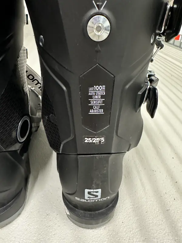 Salomon Ski-Schuhe, Größe 25/25.5 - 2